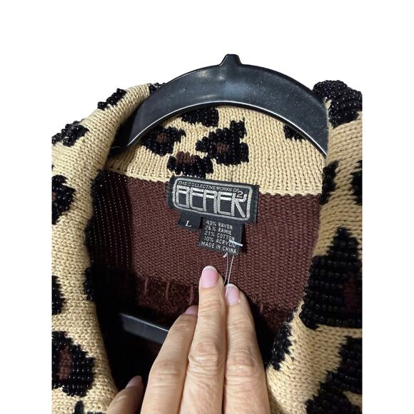Berek Sweater Womens L Brown Animal Print Leopard Beaded Cardigan Button Vintage - Picture 4 of 16
